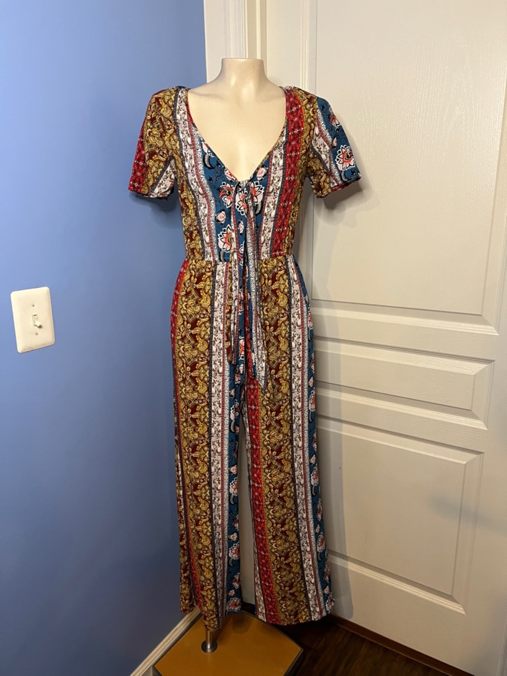 Band of Gypsies Striped boho jumpsuit Tie-Front in Red, Teal & Gold size S